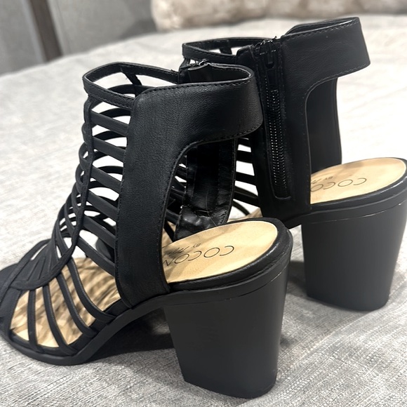 New Heels- Coconuts by Matisse - Picture 3 of 7